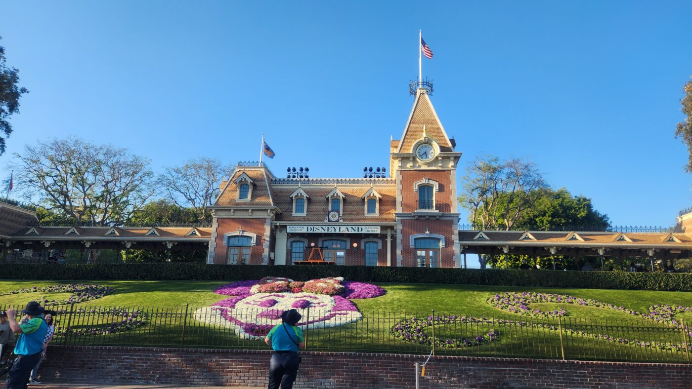 spring break at disneyland